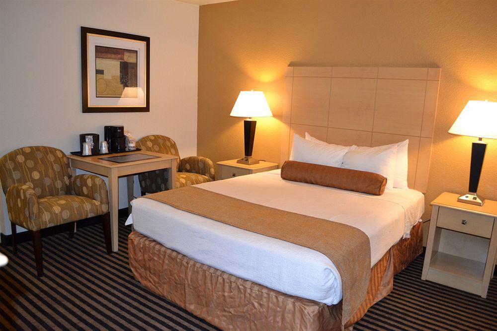 Best Western Plus Executive Inn&Suites Manteca Exterior foto