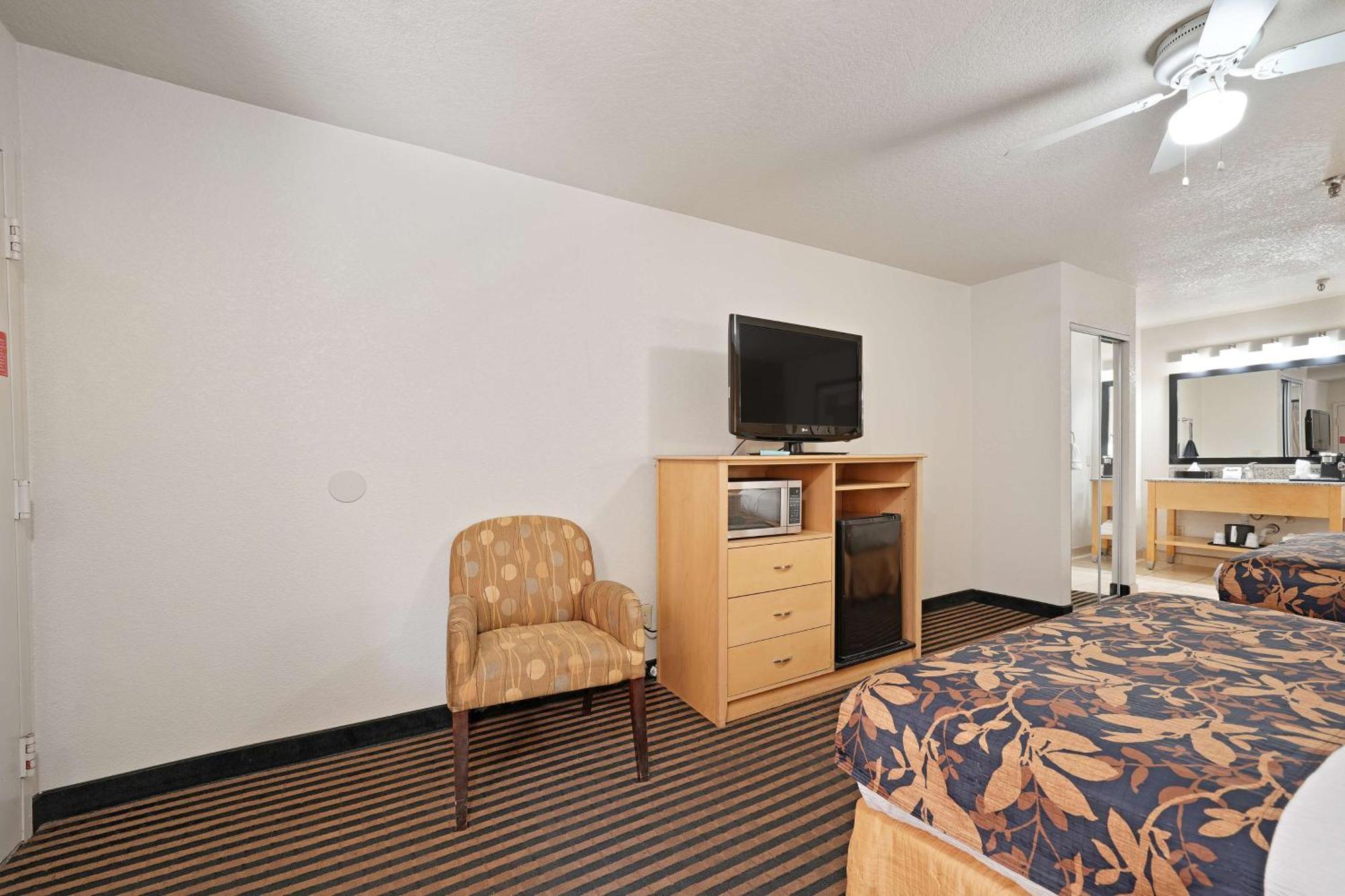 Best Western Plus Executive Inn&Suites Manteca Exterior foto