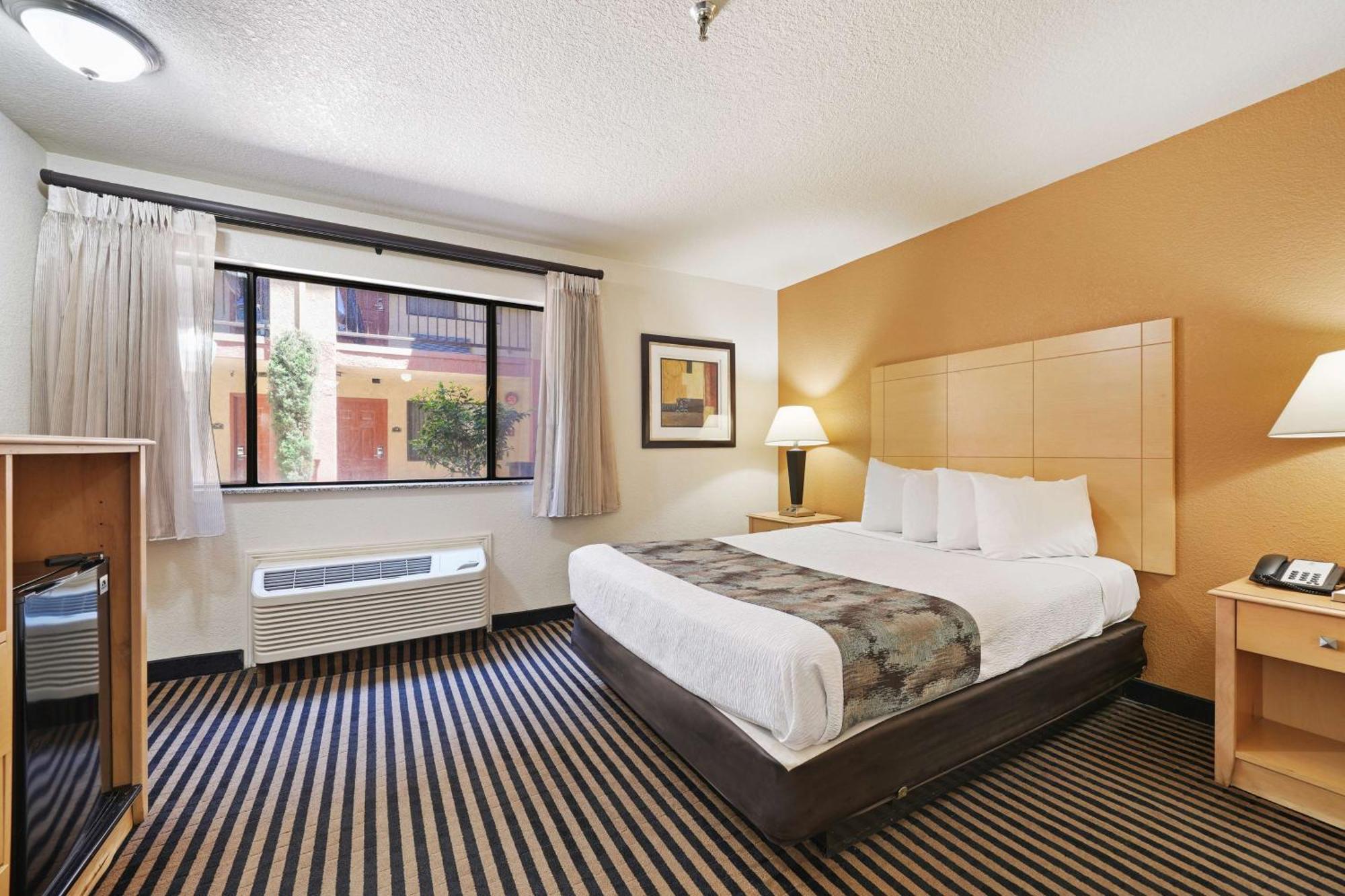 Best Western Plus Executive Inn&Suites Manteca Exterior foto