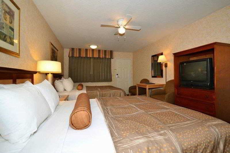 Best Western Plus Executive Inn&Suites Manteca Exterior foto