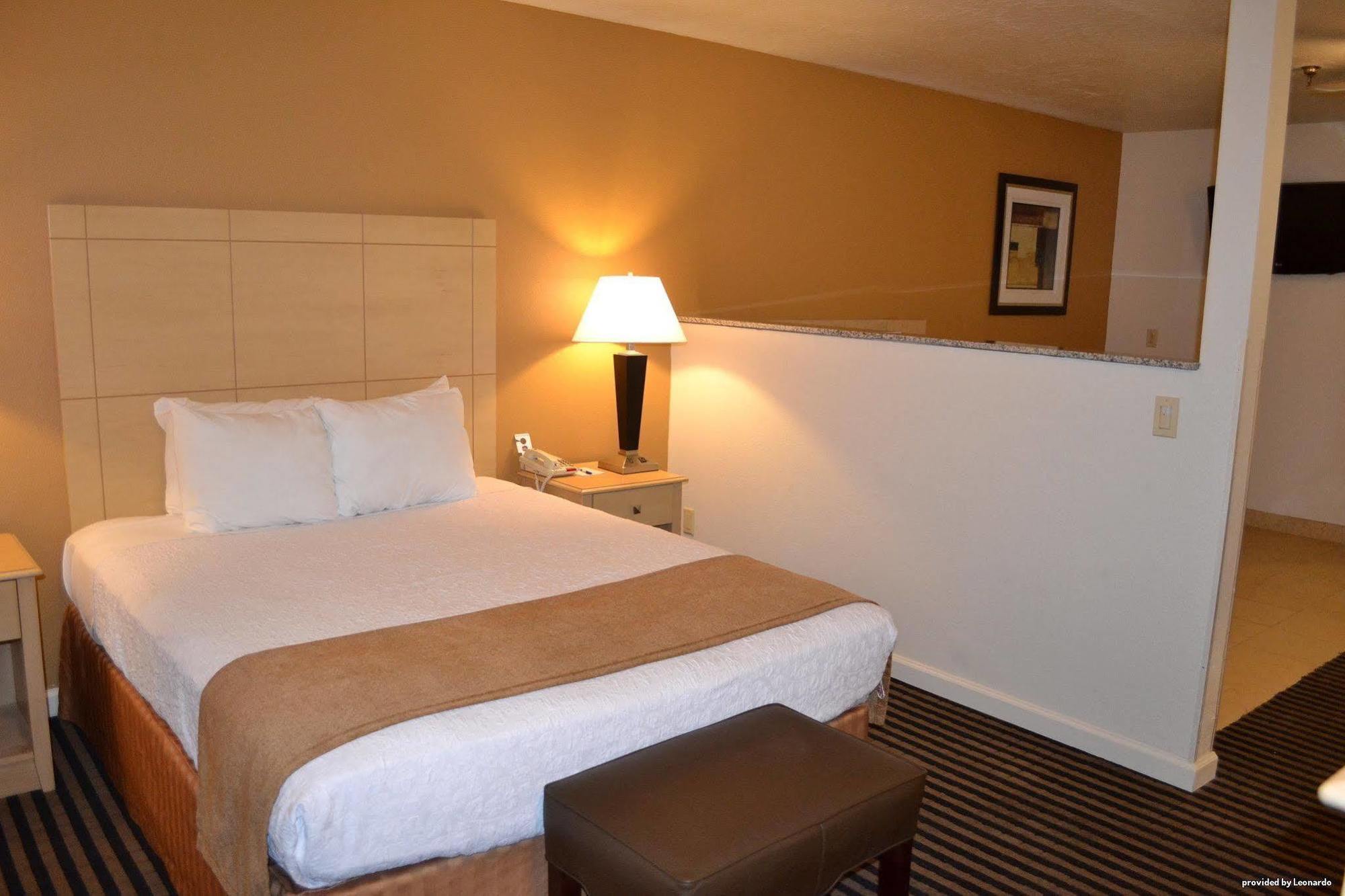 Best Western Plus Executive Inn&Suites Manteca Exterior foto